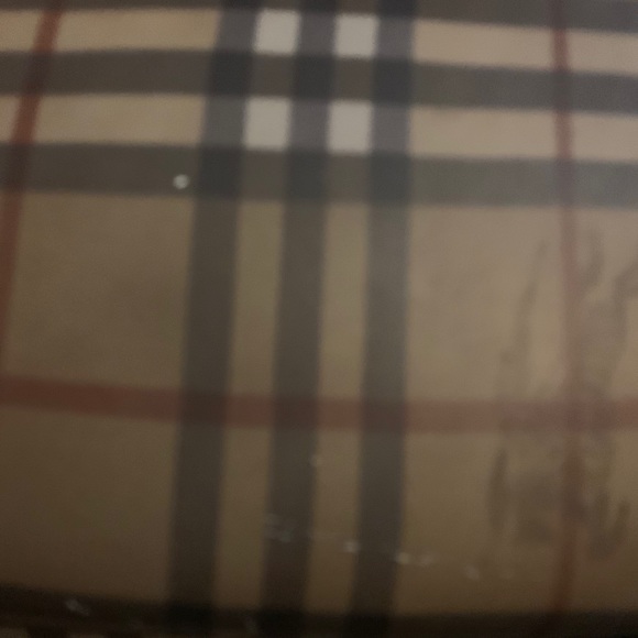 Burberry rain boots - Picture 9 of 10